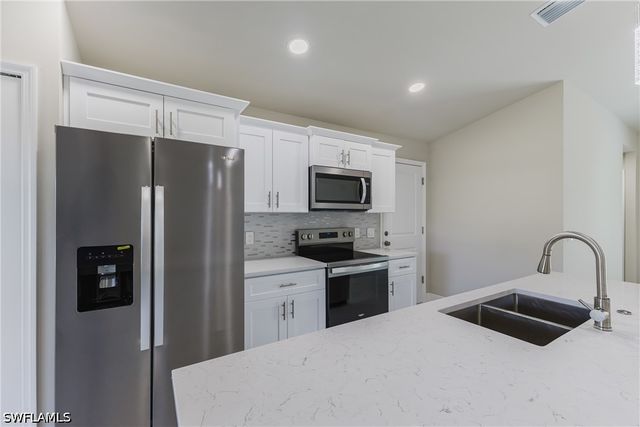 1962 Leghorn ST, Lehigh Acres, FL 33972