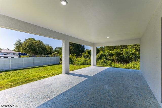 1962 Leghorn ST, Lehigh Acres, FL 33972