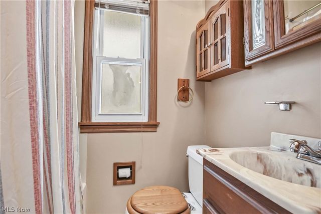 7510 Manhattan Avenue, Parma, OH 44129