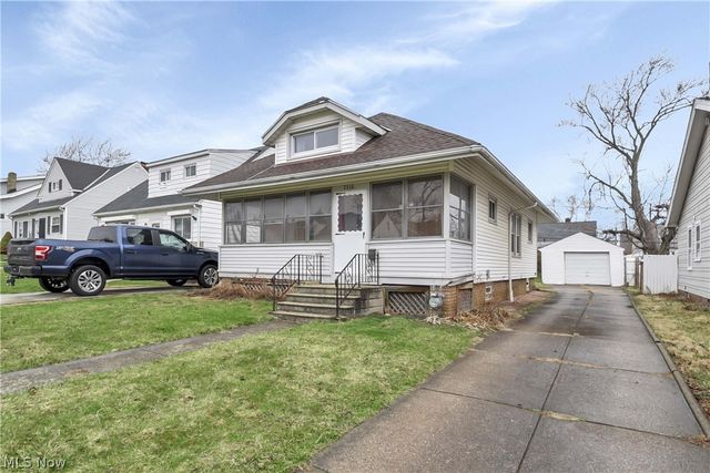 7510 Manhattan Avenue, Parma, OH 44129