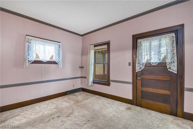 7510 Manhattan Avenue, Parma, OH 44129