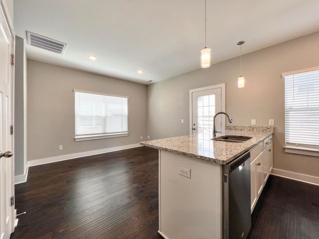 2441 Sayerville Ave, Old Hickory, TN 37138