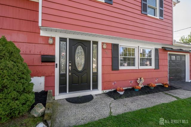 71 Aberdeen Avenue, Iselin, NJ 08830