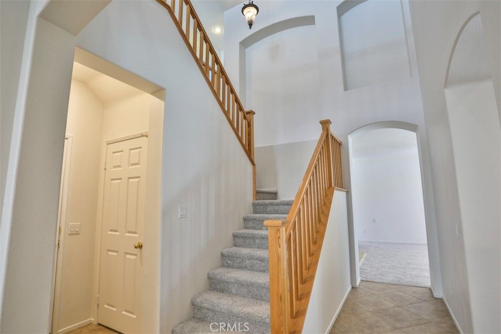 Image 30 of property listing at 36695 Fontaine Street, Winchester, CA 92596