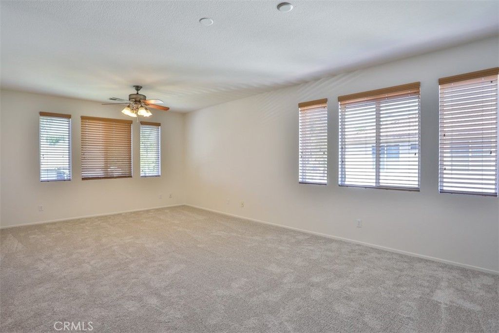 Image 33 of property listing at 36695 Fontaine Street, Winchester, CA 92596