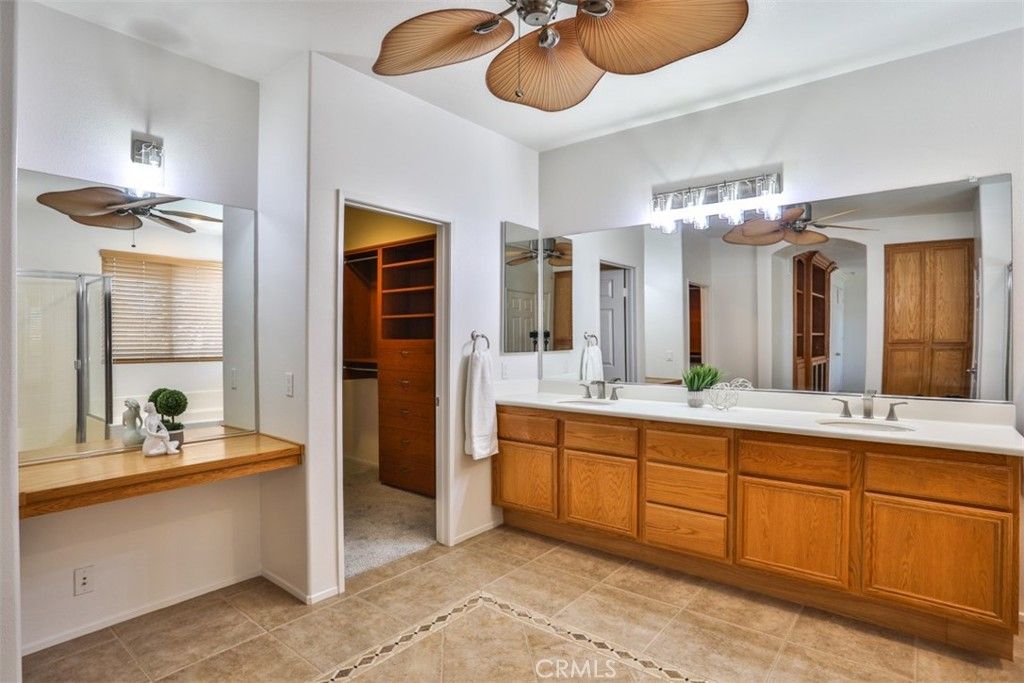 Image 39 of property listing at 36695 Fontaine Street, Winchester, CA 92596