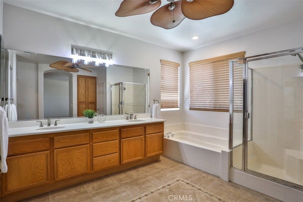 Image 40 of property listing at 36695 Fontaine Street, Winchester, CA 92596