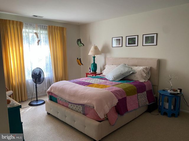 1205 CHESTERWOOD CT, Marlton, NJ 08053