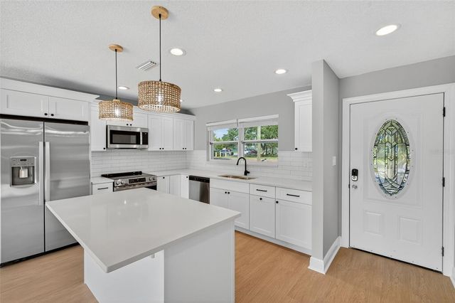 8110 MACOMA DRIVE NE, St Petersburg, FL 33702