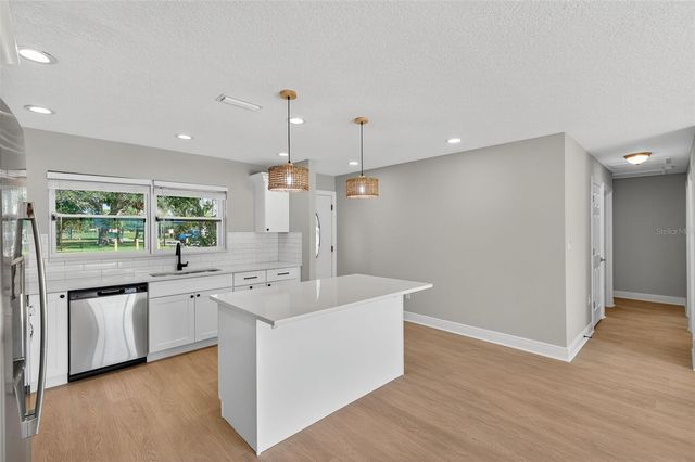 8110 MACOMA DRIVE NE, St Petersburg, FL 33702