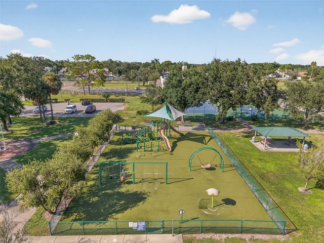 8110 MACOMA DRIVE NE, St Petersburg, FL 33702