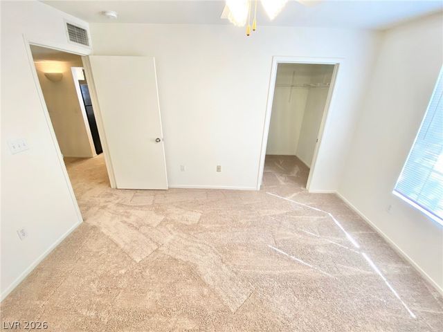 1909 High Valley Court 202, Las Vegas, NV 89128