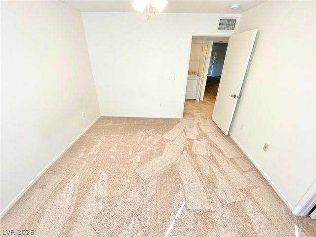 1909 High Valley Court 202, Las Vegas, NV 89128