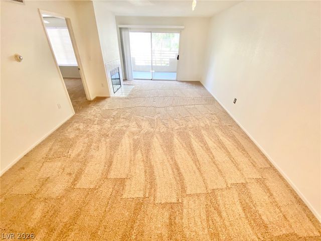 1909 High Valley Court 202, Las Vegas, NV 89128