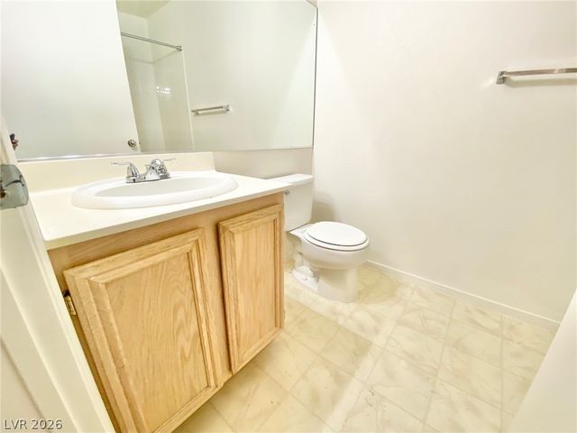 1909 High Valley Court 202, Las Vegas, NV 89128