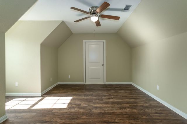2705 College Avenue, Fort Worth, TX 76110