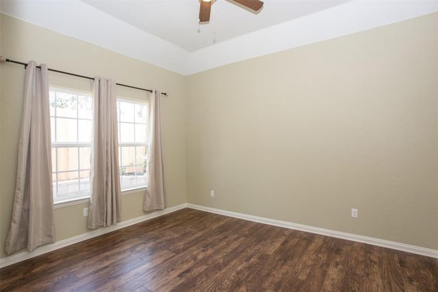 2705 College Avenue, Fort Worth, TX 76110