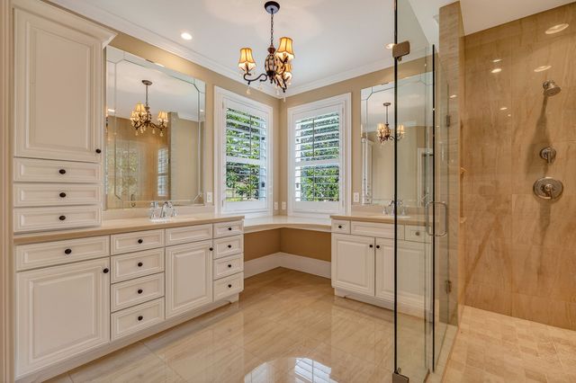 811 N Maple Ave, Cookeville, TN 38501