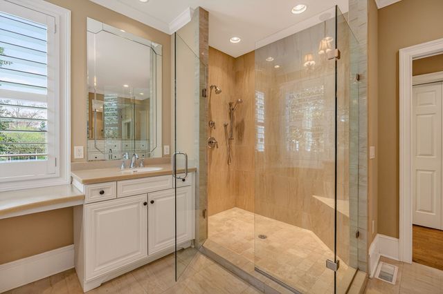 811 N Maple Ave, Cookeville, TN 38501