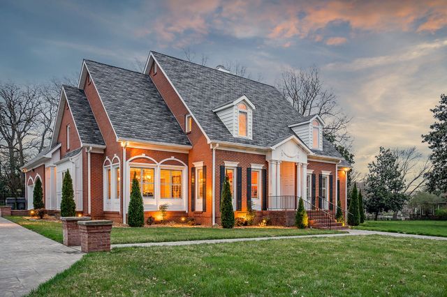 811 N Maple Ave, Cookeville, TN 38501