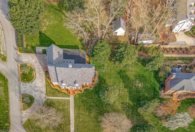 811 N Maple Ave, Cookeville, TN 38501