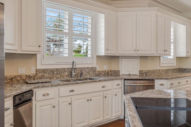 811 N Maple Ave, Cookeville, TN 38501