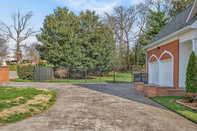 811 N Maple Ave, Cookeville, TN 38501