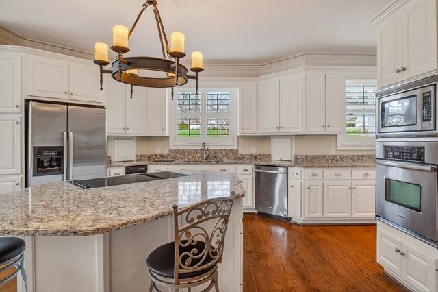 811 N Maple Ave, Cookeville, TN 38501