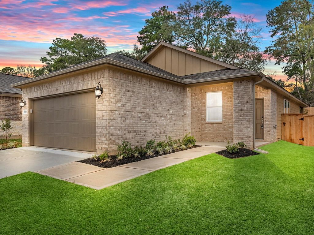 2010 W Darlington Oak Court, Conroe, TX 77304