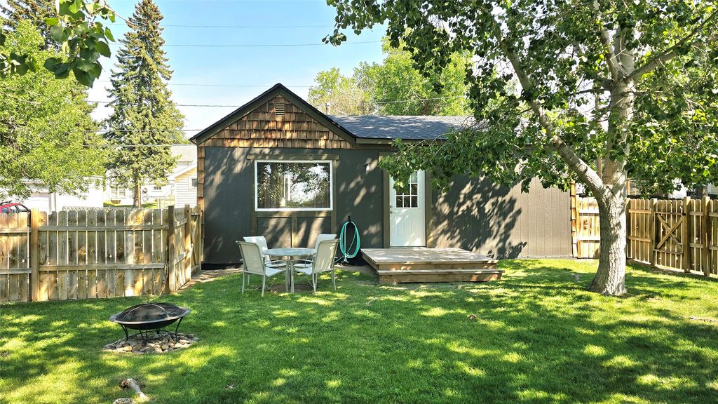 2125 7th Avenue S, Great Falls, MT 59405 photo 1