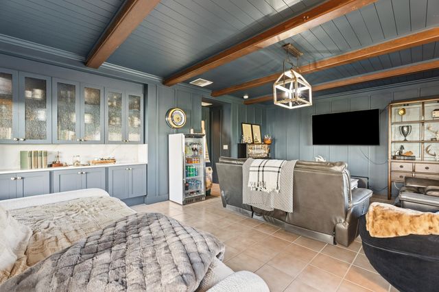 427 Glenbrook Drive, Atlantis, FL 33462