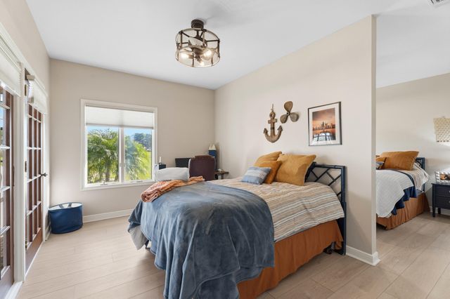 427 Glenbrook Drive, Atlantis, FL 33462