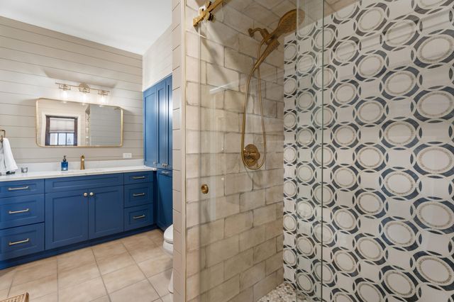 427 Glenbrook Drive, Atlantis, FL 33462