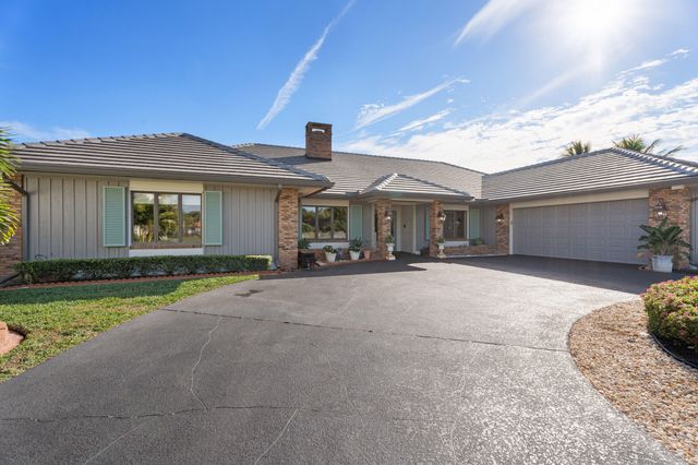 427 Glenbrook Drive, Atlantis, FL 33462