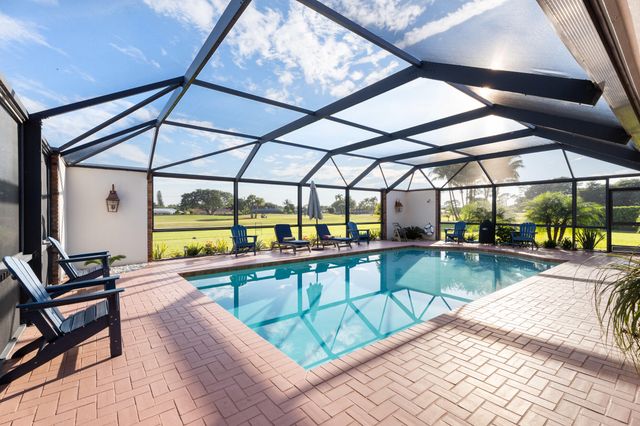 427 Glenbrook Drive, Atlantis, FL 33462