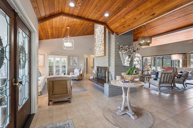 427 Glenbrook Drive, Atlantis, FL 33462