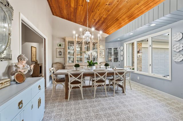 427 Glenbrook Drive, Atlantis, FL 33462