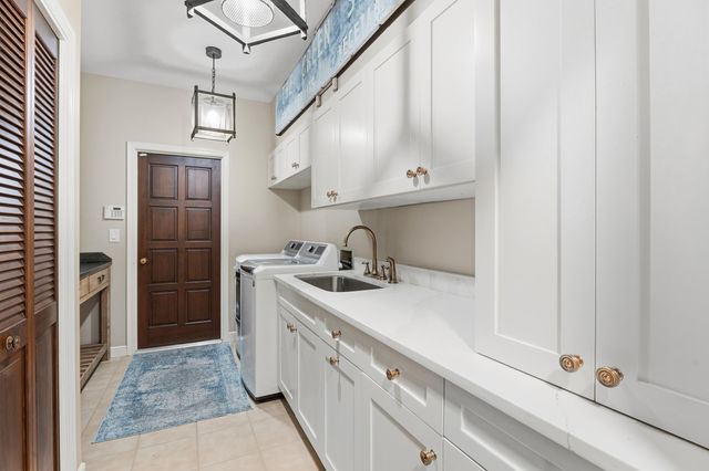 427 Glenbrook Drive, Atlantis, FL 33462