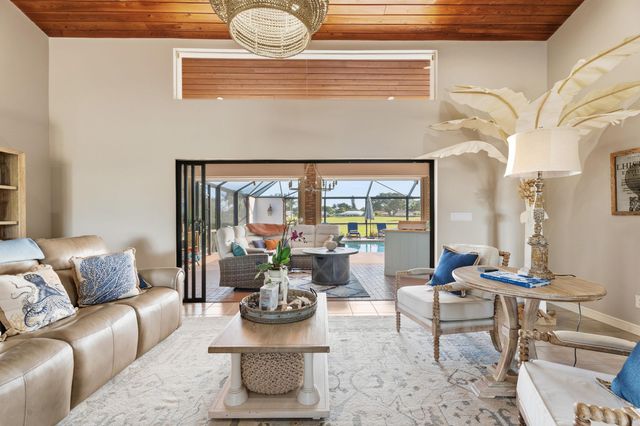 427 Glenbrook Drive, Atlantis, FL 33462