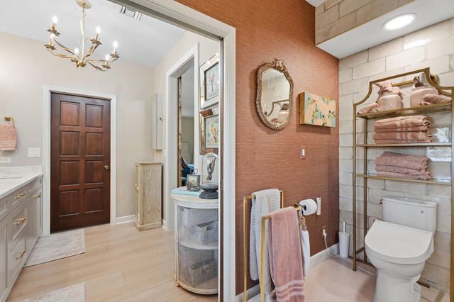 427 Glenbrook Drive, Atlantis, FL 33462