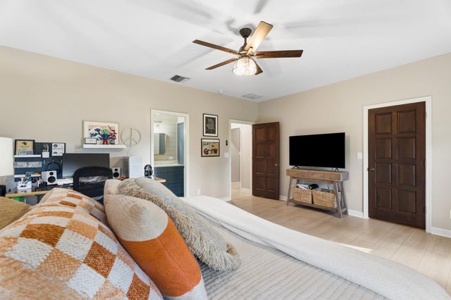 427 Glenbrook Drive, Atlantis, FL 33462