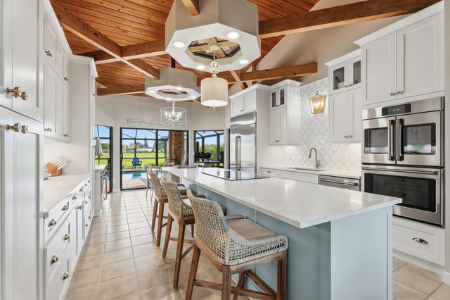 427 Glenbrook Drive, Atlantis, FL 33462