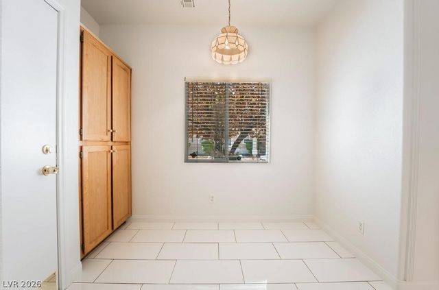 1453 Morro Creek Street, Las Vegas, NV 89128