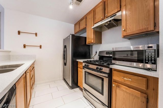 1453 Morro Creek Street, Las Vegas, NV 89128