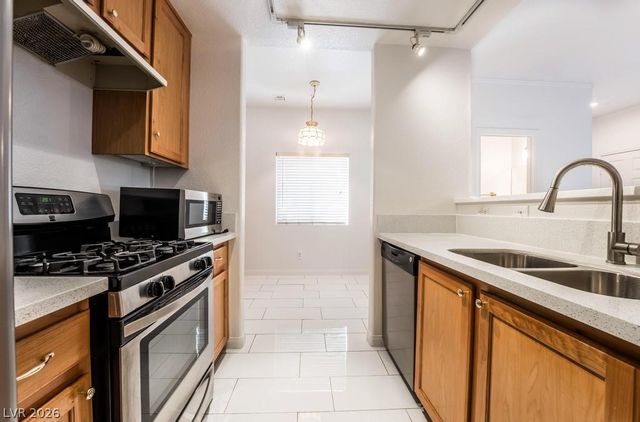 1453 Morro Creek Street, Las Vegas, NV 89128