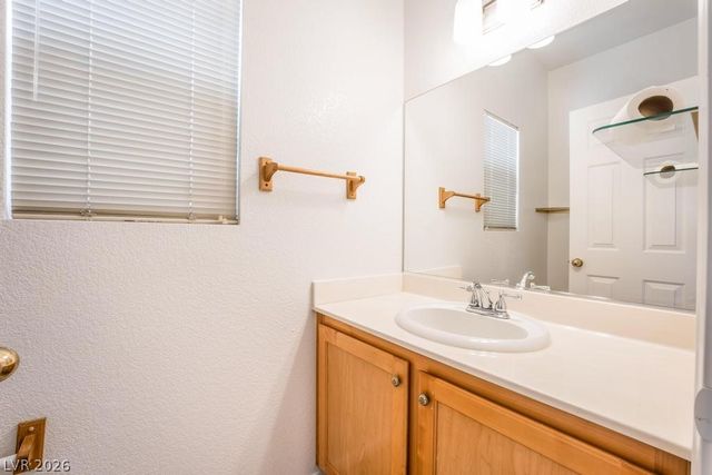 1453 Morro Creek Street, Las Vegas, NV 89128