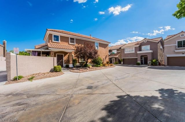 1453 Morro Creek Street, Las Vegas, NV 89128