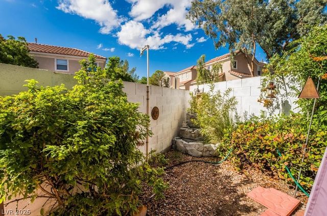 1453 Morro Creek Street, Las Vegas, NV 89128