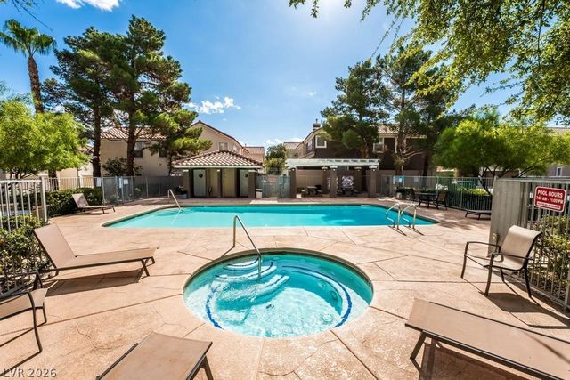 1453 Morro Creek Street, Las Vegas, NV 89128