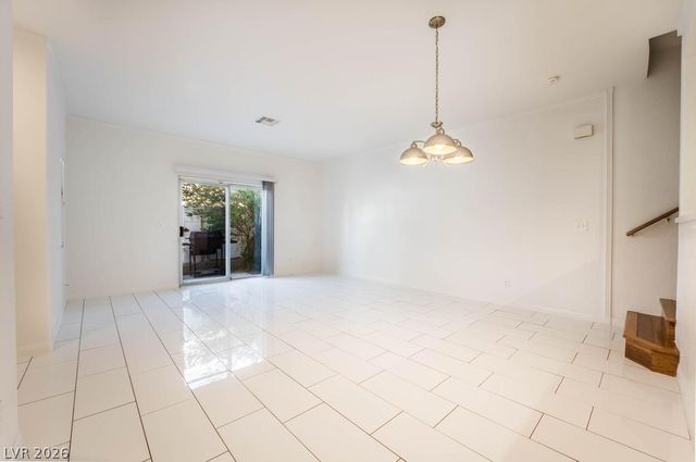 1453 Morro Creek Street, Las Vegas, NV 89128